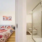 Apartament Komsi Group *