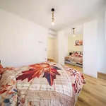 Komsi Group Apartament *