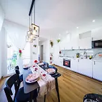 Komsi Group Apartament *