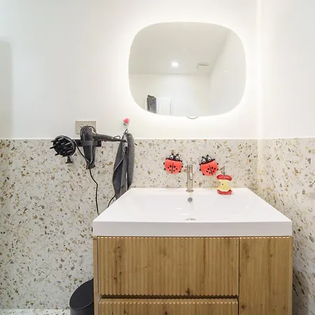 Apartamento Komsi Group