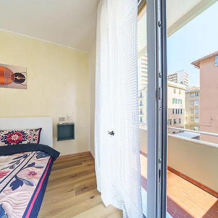 Apartamento Komsi Group Génova
