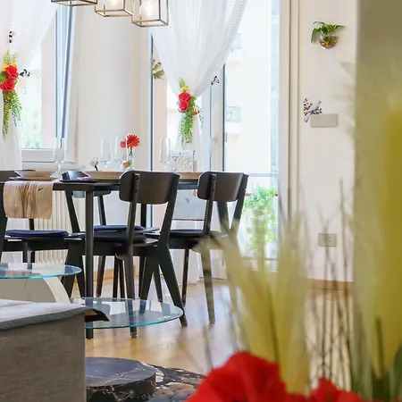 Apartamento Komsi Group Génova